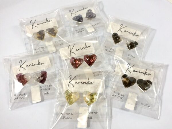 kar 3 天然石ハートピアス