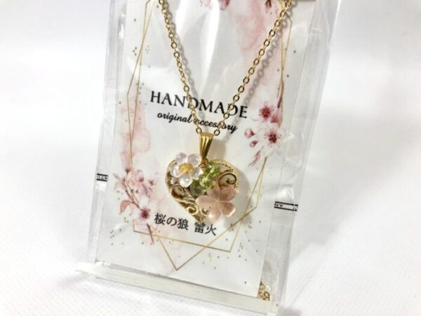 rai 72 シェル × ペリドット アメジスト桜ネックレス