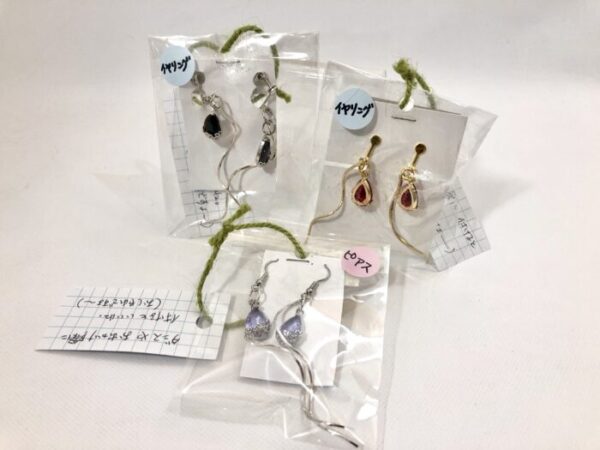 aoz 37 キラキラ涙ように(ピアス)と(イヤリング)