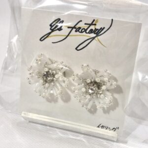 ysf 31-1 刺繍お花フロストビーズ イヤリング