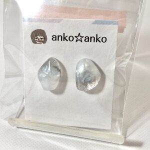 ako 33 キラキラホワイト ピアス