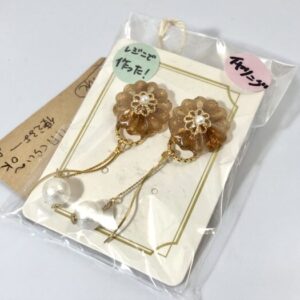 aoz 56 もみじのようなお花イヤリング