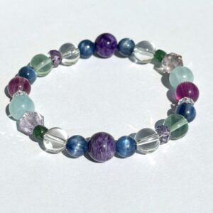 puy 534 チャロアイトとカイヤナイト他ミックスストーンズのブレスレット