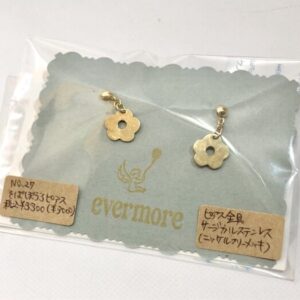 hev 27 そばぼうろピアス