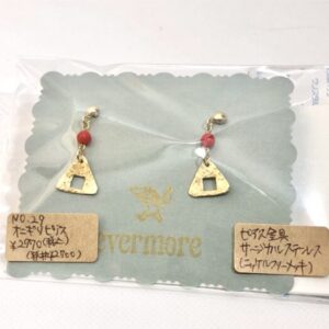 hev 29 オニギリピアス