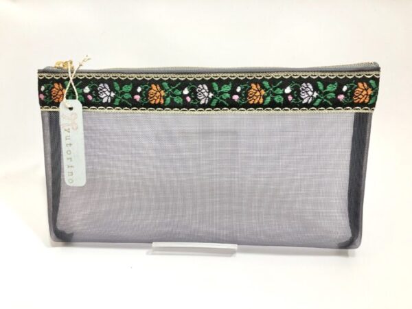 yut 235 メッシュポーチ