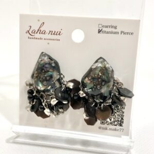 lah 8 ブラックジャラジャラピアス