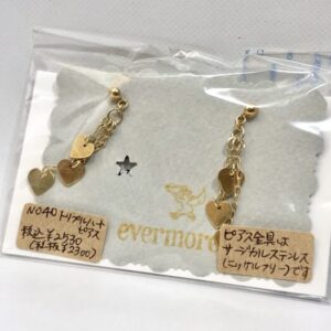 hev 40 トリプルハート ピアス
